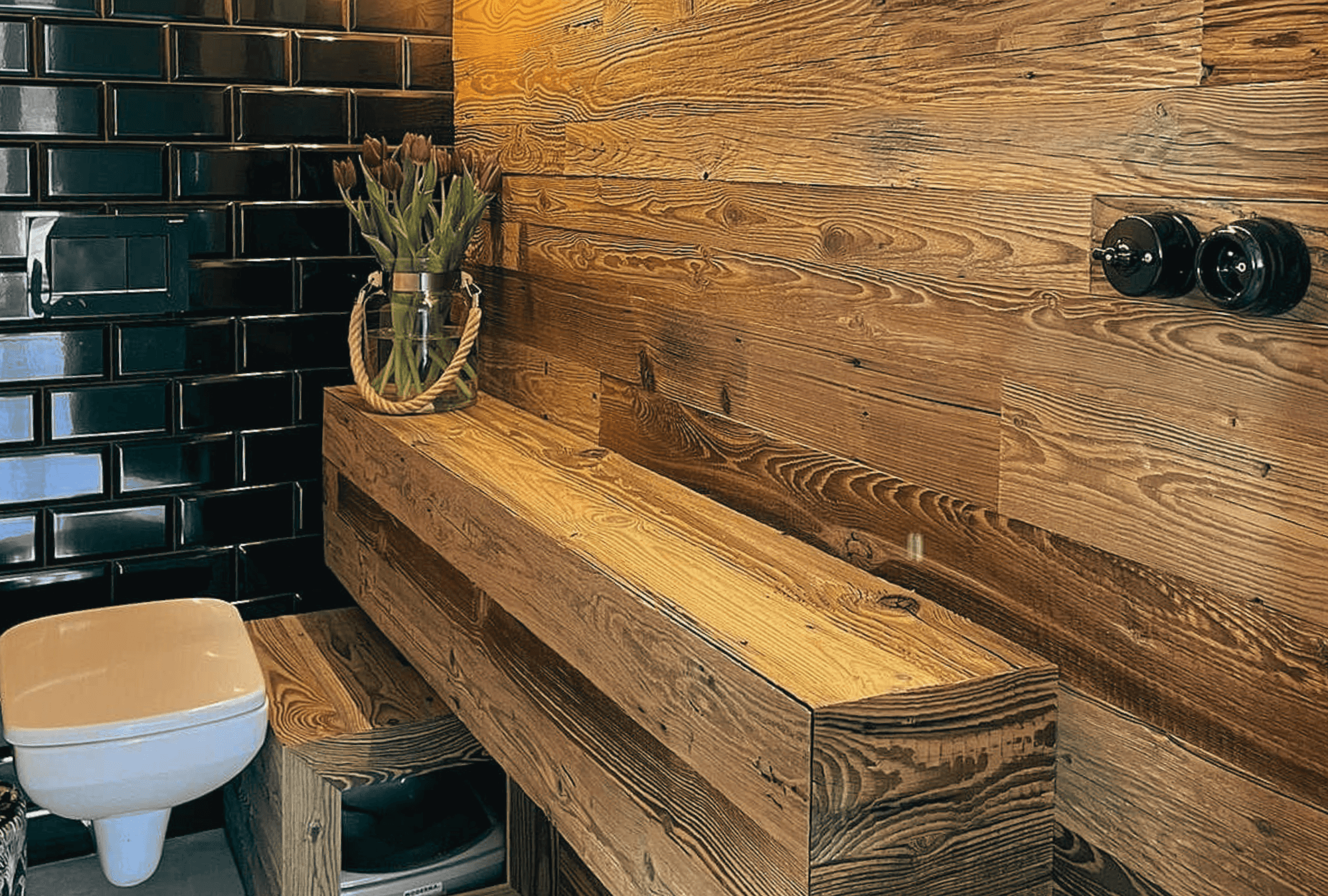 Stare deski w łazienkach